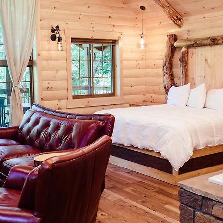 Cricket Hill Treehouse B By Amish Country Lodging Millersburg Exteriör bild