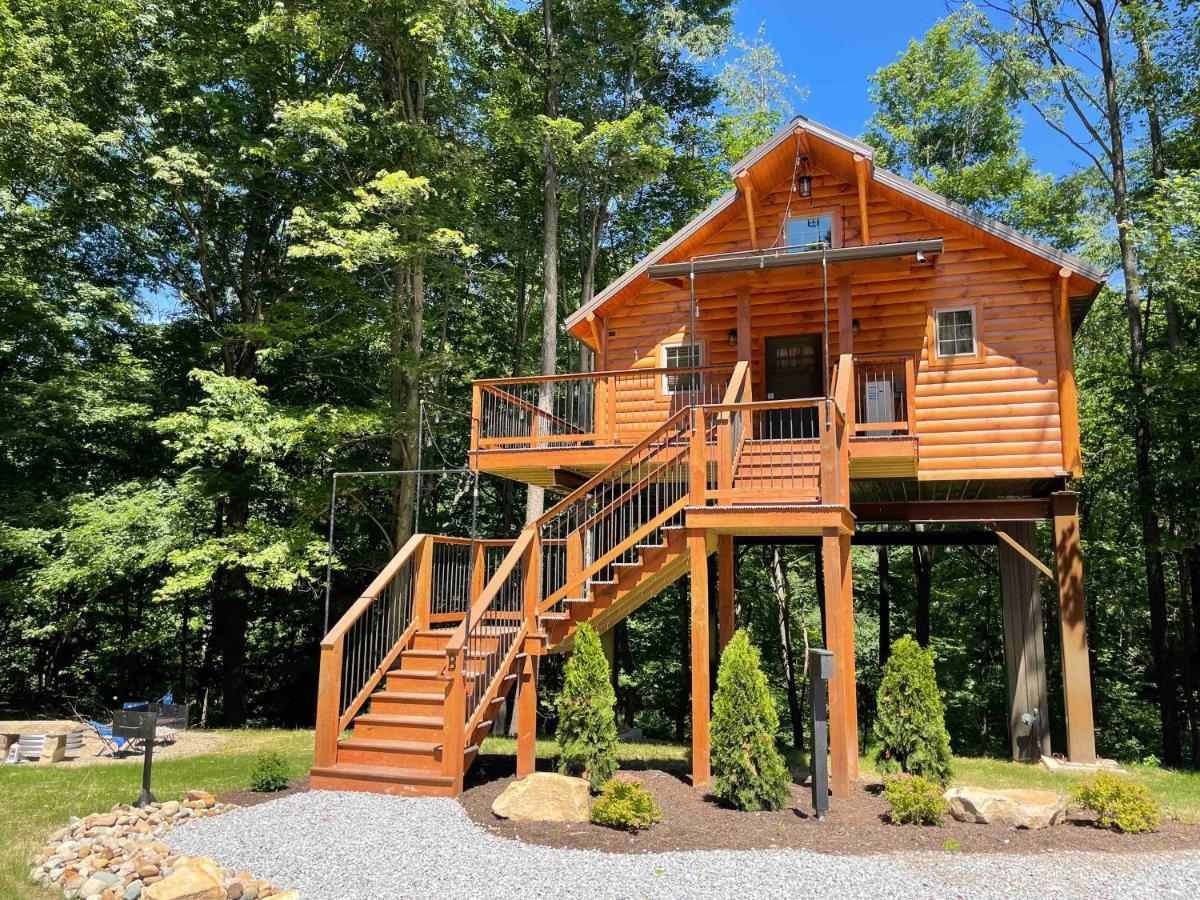 Cricket Hill Treehouse B By Amish Country Lodging Millersburg Exteriör bild